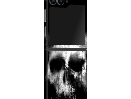 Samsung Z Flip 6 SIGNATURE Horror Black & White SKULL Skin Discount